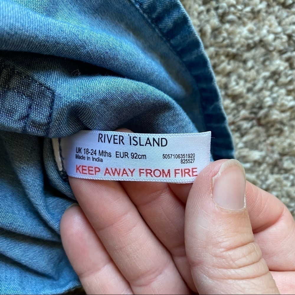 River Island Chambray Bell Sleeve Dress UK 18-24 months - Picture 6 of 9